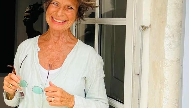 Nathalie Soulet devant son atelier Galerie
